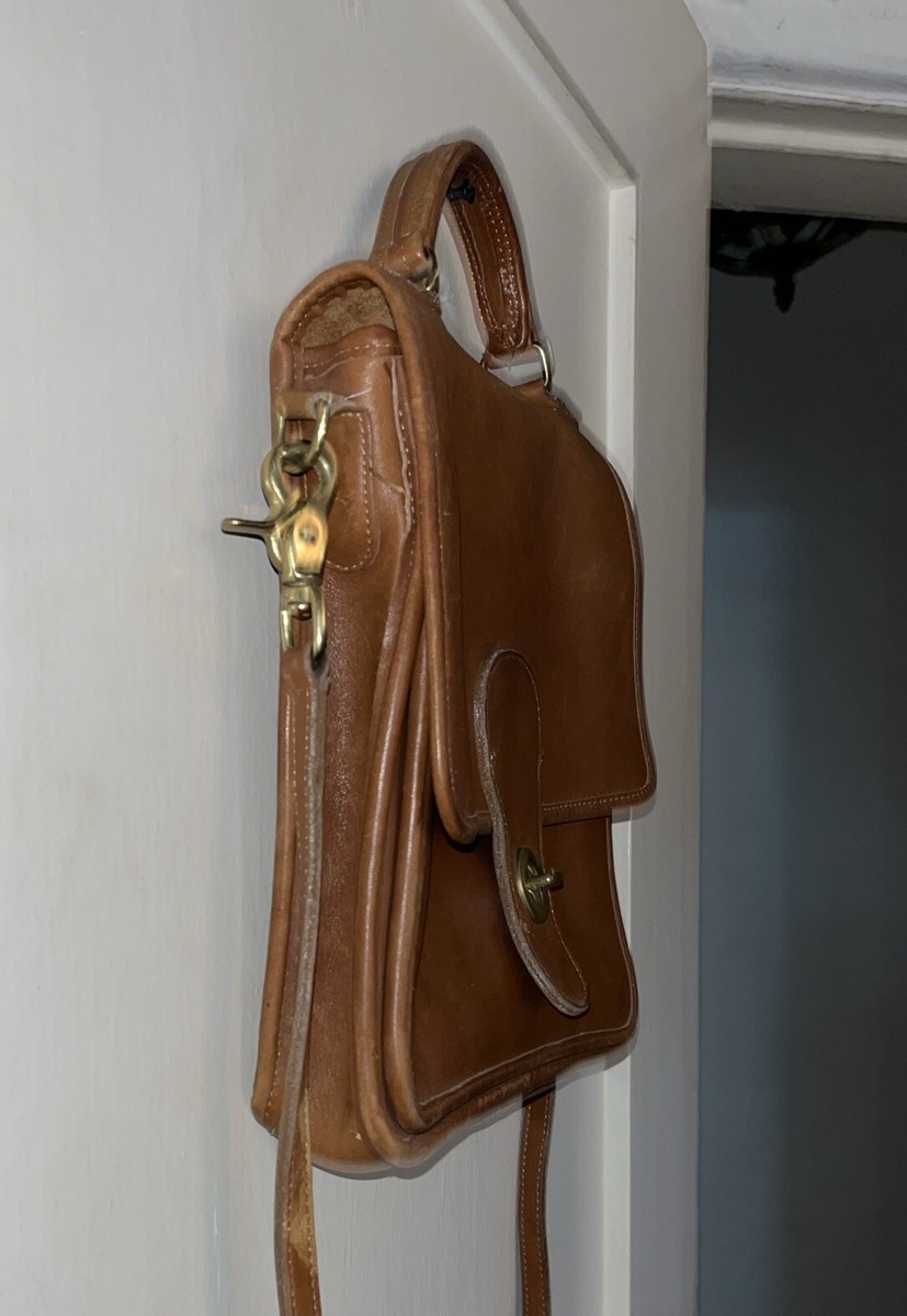 Vintage COACH Station Bag British Tan Glove Tanned Leather 