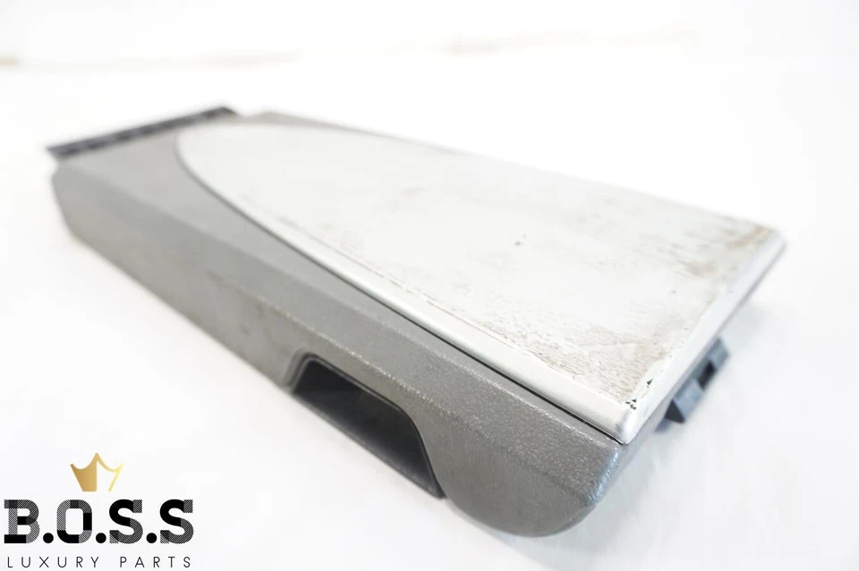 04-08 Chrysler Crossfire piso AT console central apoio de braço tampa tampa fabricante de equipamento original - Imagem 2 de 4