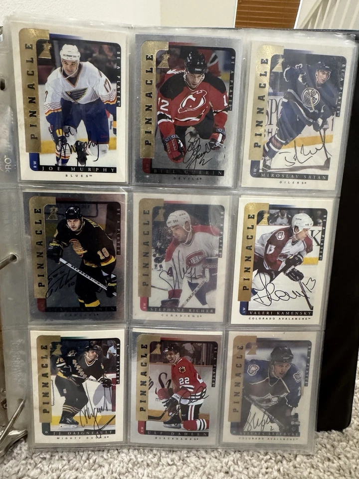LOTE de 83 autógrafos Pinnacle Be A Player 1996-97 en orden con carpeta Foto 4 de 4