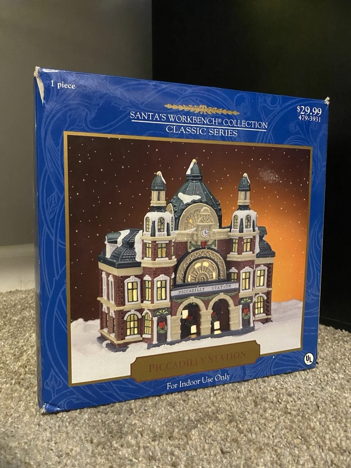 Christmas Village Houses - Image 4 of 4