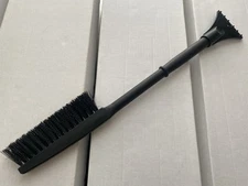Snow Brush With Ice Scraper For Auto Windshield 22 in (2 ft) Black Used