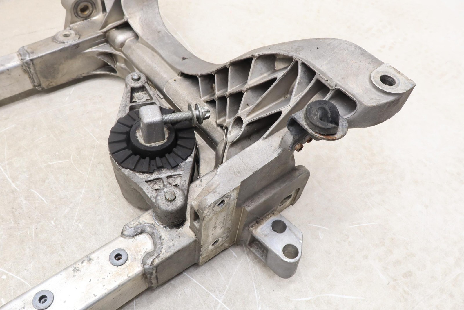 Maserati Ghibli 2014-2024 Front Suspension cross member P/N 670001480