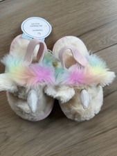 Cat  Jack Ivory Unicorn Slippers 5-6T NEW