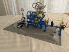 LEGO LEGOLAND: Inter-Galactic Command Base (6971) - complete, instructions — photo 1