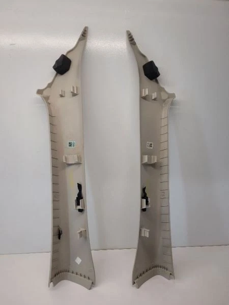 Chrysler 200 LH 2015 16 2017 izquierda derecha un pilar molduras gris Foto 3 de 4