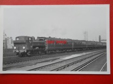 PHOTO  GWR CLASS 57XX LOCO NO 4672 AT VAUXHALL 28/2/59