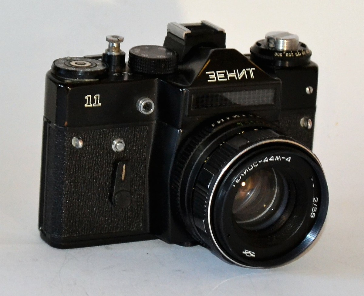 ZENIT 11・フィルムカメラ ＋ レンズhelios 58mm f2film ZENIT 11・フィルムカメラ ＋ レンズhelios 58mm f2film Soviet Zenit
