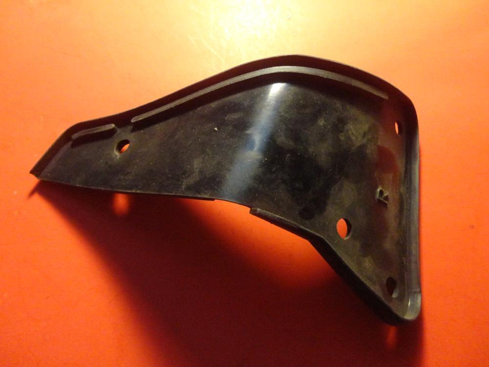 NOS NEW OEM FACTORY KAWASAKI 1983-1988 ZN1300 RIGHT MIRROR DAMPER