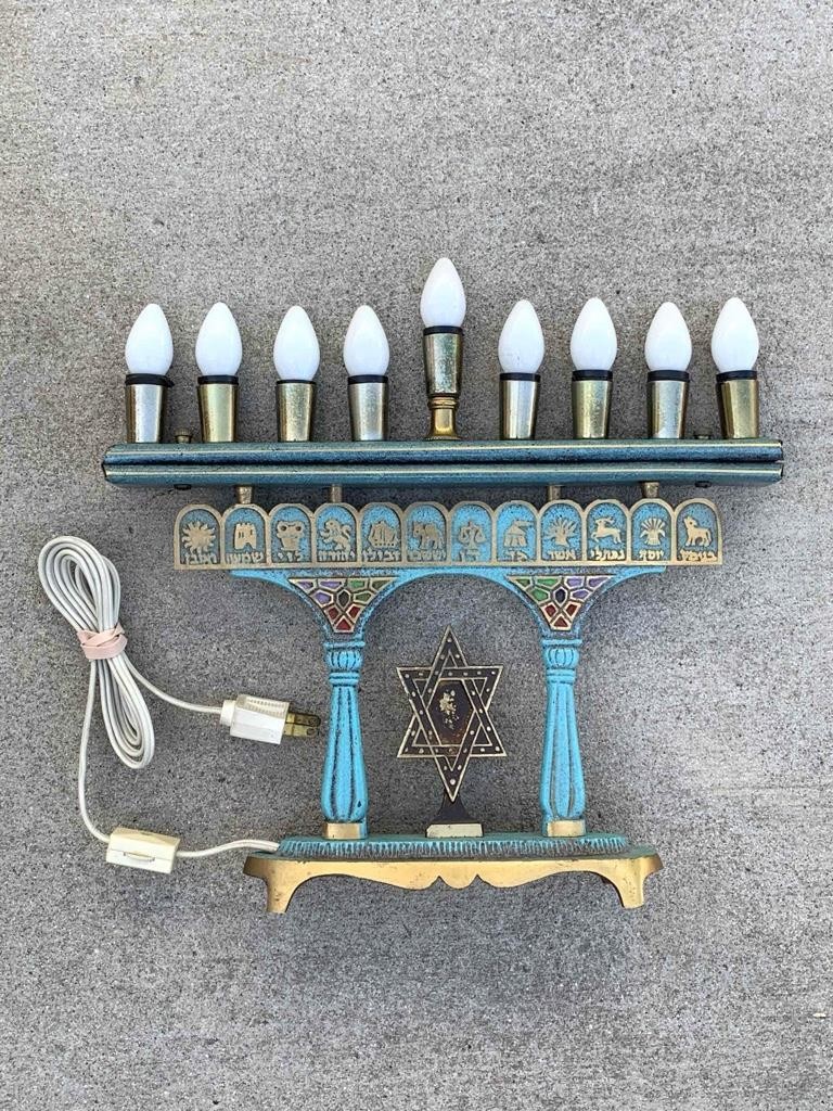 Picture 1 of 11