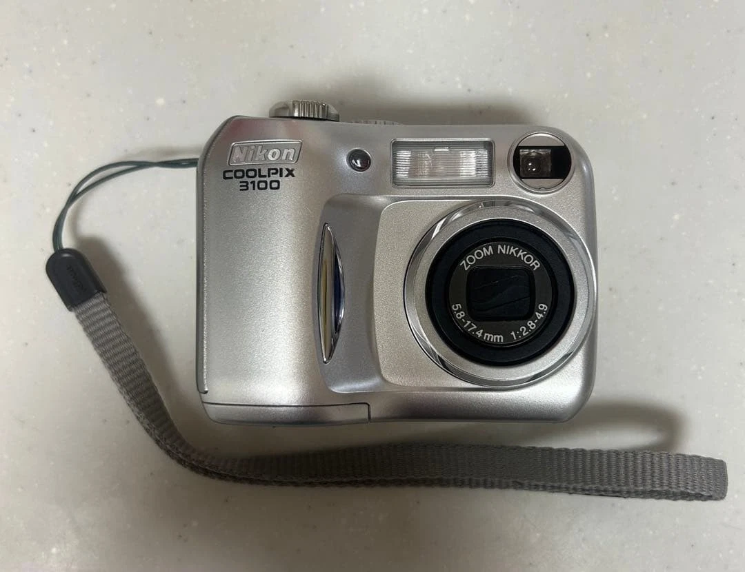 デジタルカメラ Nikon COOLPIX 3100 Amazon | Nikon COOLPIX 3100 | Nikon | コンパクト