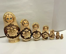 RUSSIAN MATRYOSHKA NESTING DOLLS BURNED WOOD GOLD HAND PAINTED 7 PIECE SET   B6