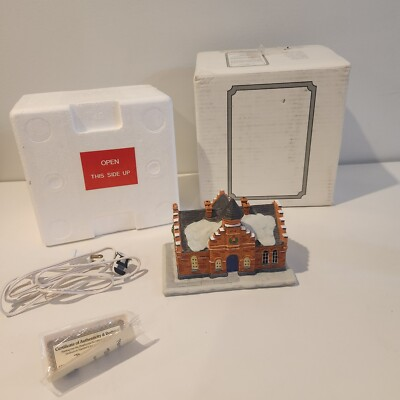 #ad Hawthorne Porchlight Collection 79844 The Town Offices W Packaging Light amp; COA $15.26