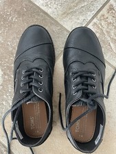 Tom s Kids Dress Shoes Size 4Y