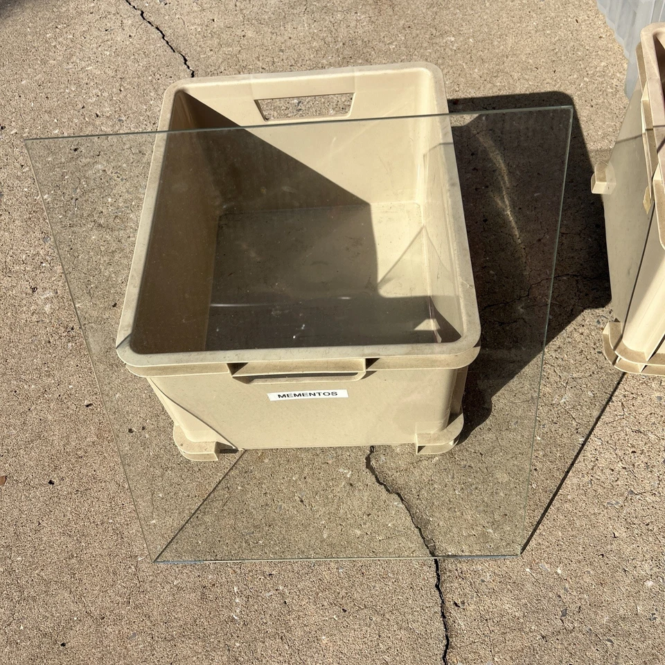 "Lote de 2 estantes de vidrio 19,25"" X 16,5""" Foto 2 de 2