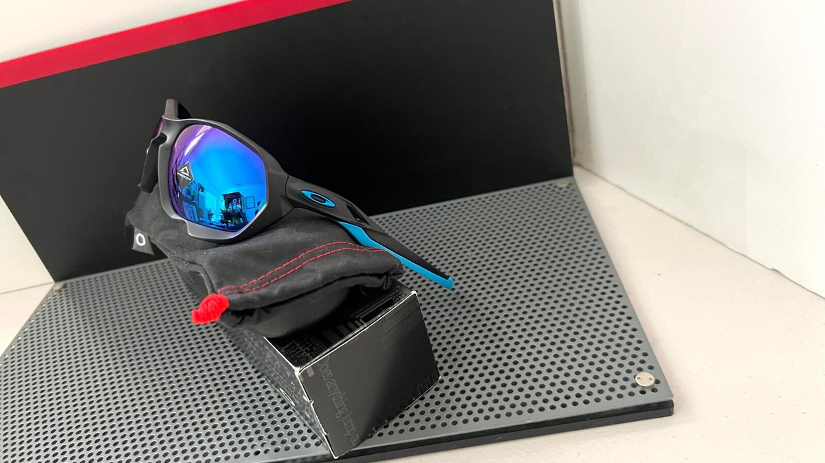Oakley- Plazma Unisex Sunglasses Black Frame Blue Lens 126MM $269