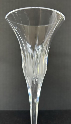 Mikasa Flame D'amore Crystal Pair Of Candlesticks 7" - Picture 8 of 8
