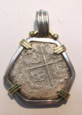Sao Jose 1622 Shipwreck Recovered 4 Reales Set in 18k / Ster Pendant  MAKE OFFER