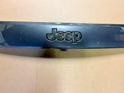 16 -2021 JEEP GRAND CHEROKEE LIFTGATE MOLDIING Gray MOPAR