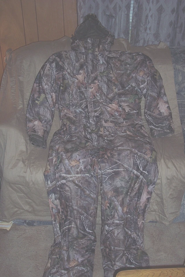 Mens Large Camo Coveralls Kanati Camo Insulated Hunting Coveralls Waterproof - Image 3 of 4