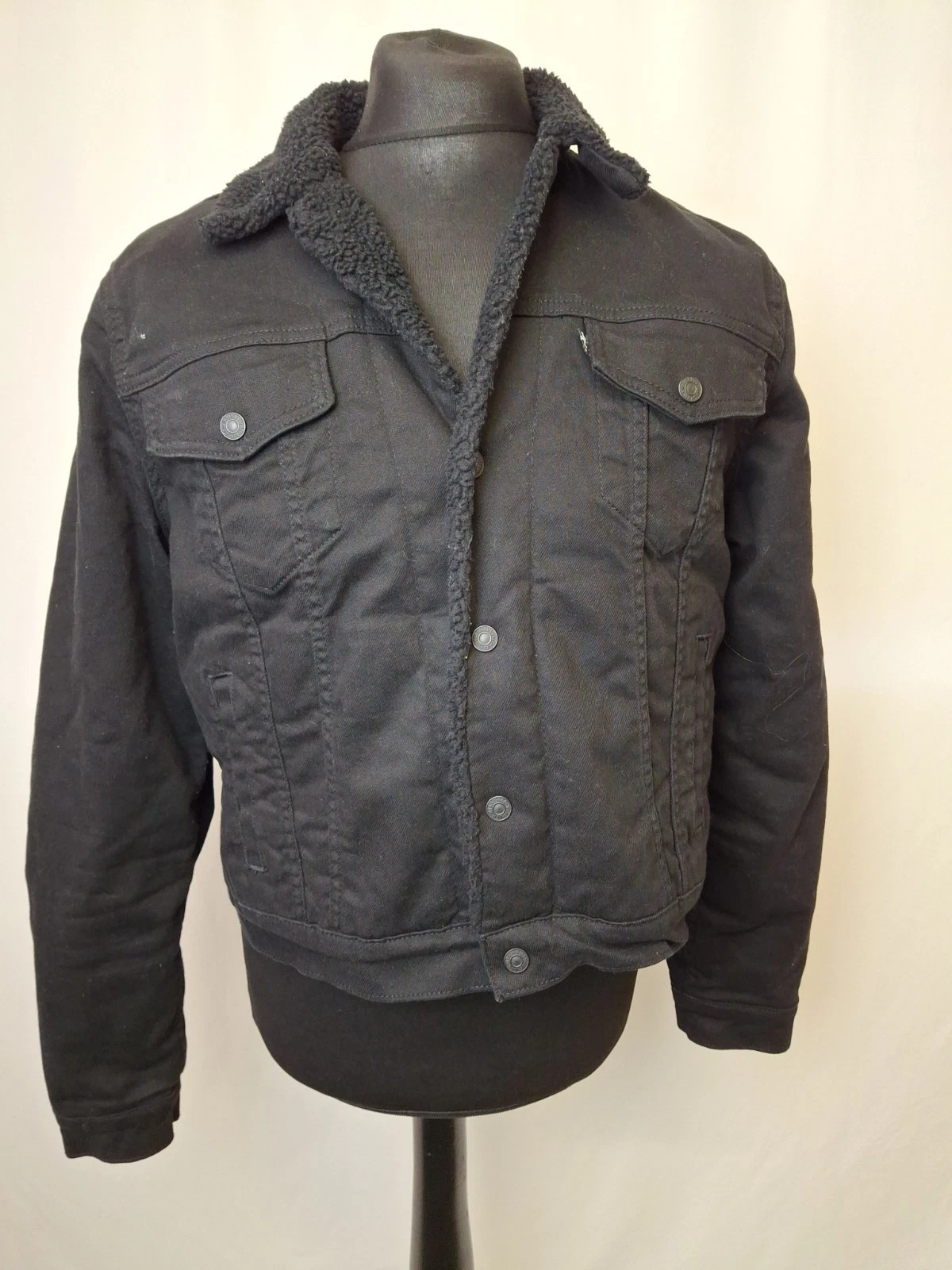 Levi Strauss& Co black denim Sherpa trucker jacket black fleece Large E5335