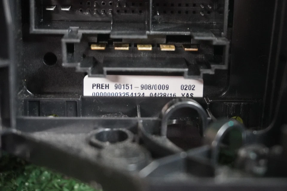 Volkswagen Beetle 2015 2016 panel de control de temperatura de aire acondicionado OEM 90151908 Foto 4 de 4