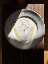 Alice Colonieu Assiette à Dessert Tulipe en Céramique Émaillée 1960