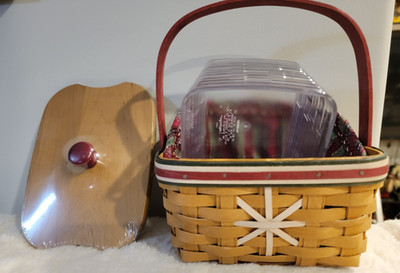 Longaberger 2009 Holiday Helper Treats Basket Set Hard Protector Lid Liner MINT