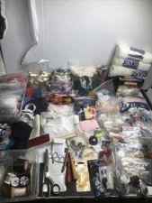 Huge Lot of Over 200 Pc   Sewing Supplies ,Accessories Bobbins,needles,buttons +