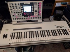 Arturia Origin Keyboard Synthesizer / Perfect condition