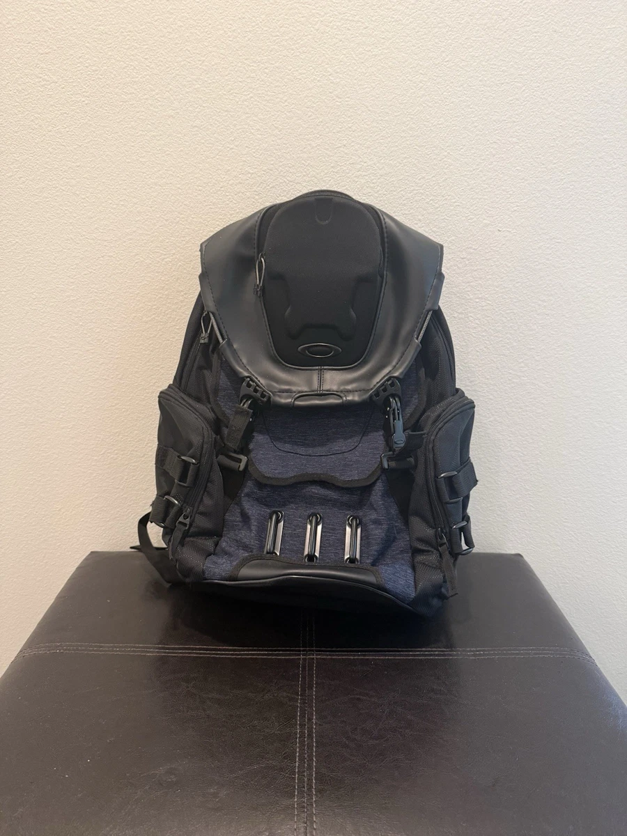 Oakley ネイビー バックパック Oakley Backpack Blue Bags for Men for sale | eBay