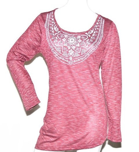 Women's Long Sleeve Crew Neck T-Shirt in Wine - Large