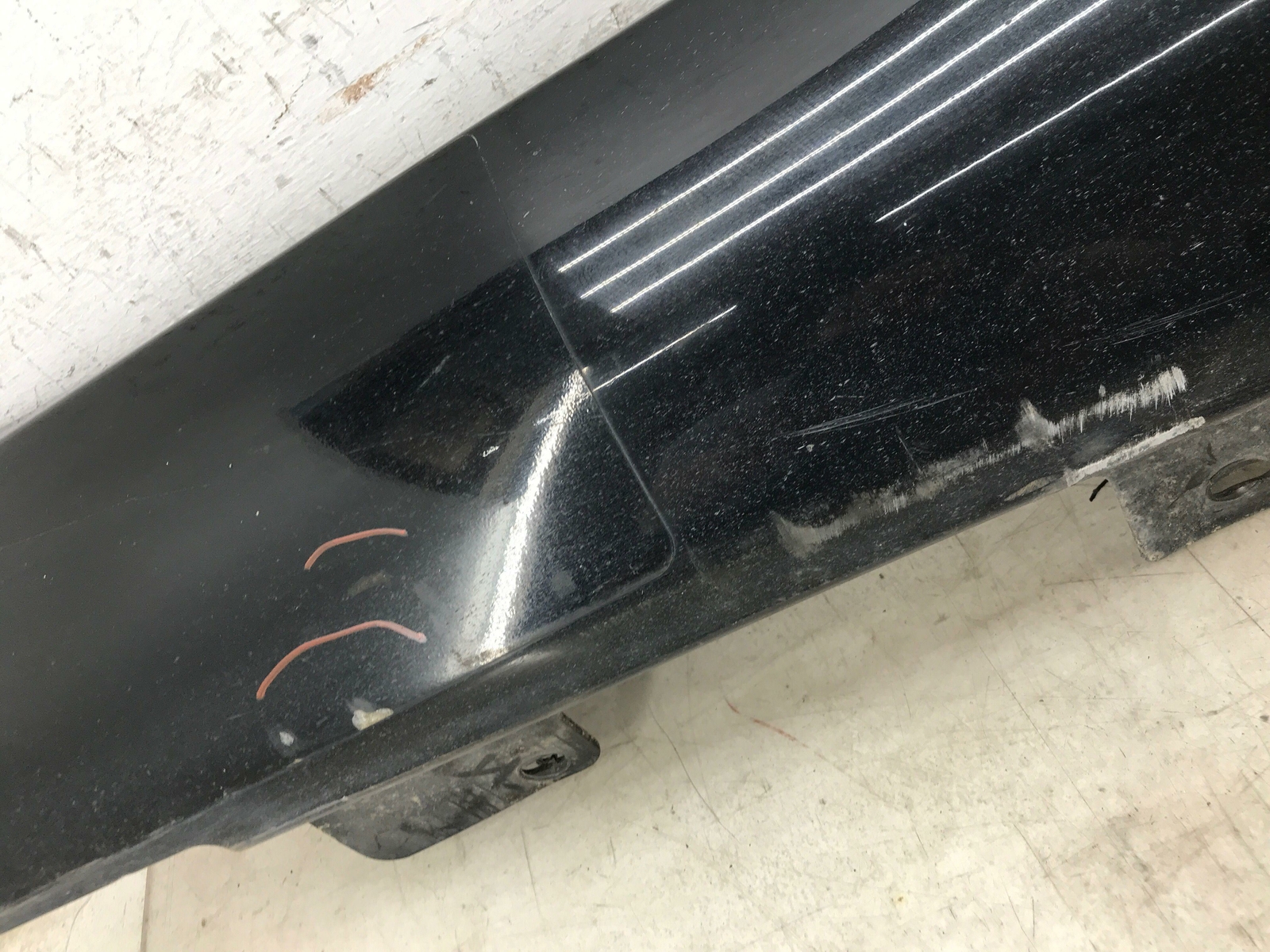 2014 ASTON MARTIN RAPIDE LEFT ROCKER PANEL MOULDING SIDE JET BLACK (AST1328H)