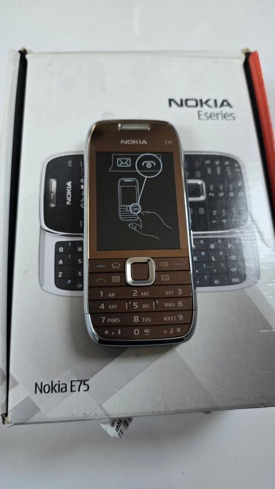 Nokia E75 - Mobile Phone Topaz Brown Rare - Image 2 of 4