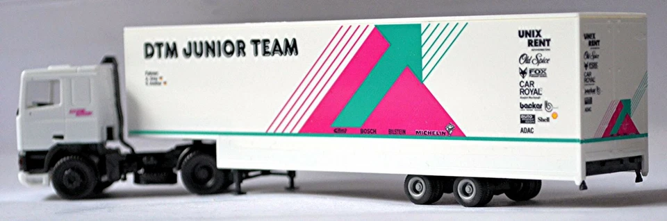 Daf 95 Jumbo-Koffer-Sattelzug Camion da Corsa DTM Junior Team 1:87 Herpa 035804 - Immagine 3 di 4
