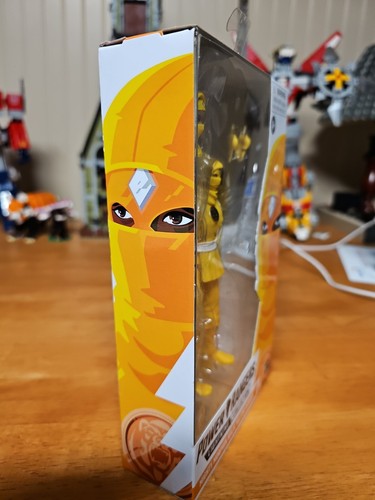 Ninja Yellow Ranger Hasbro Power Rangers Lightning Collection Mighty Morphin-NEW - Picture 8 of 9