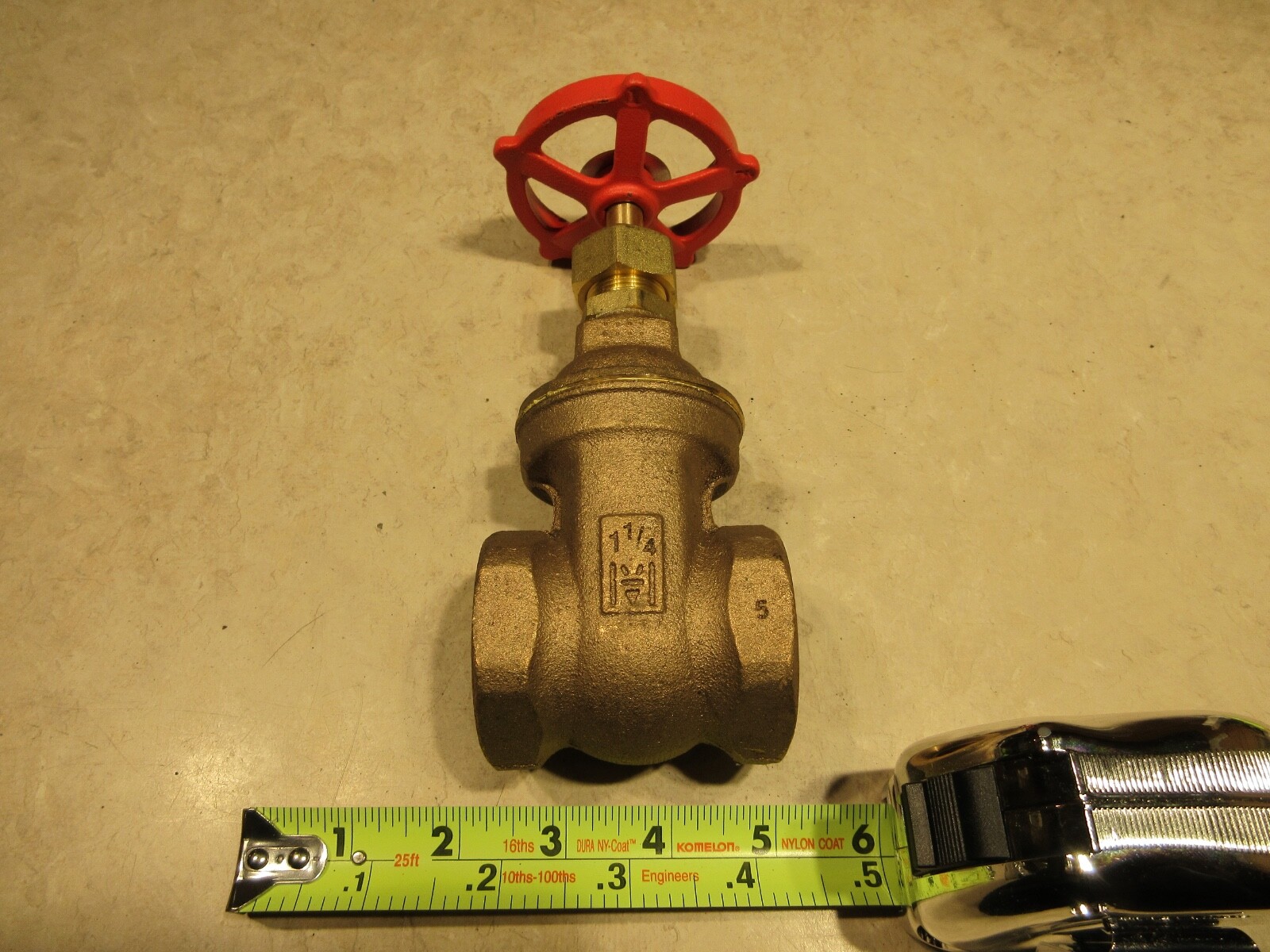 MILWAUKEE VALVE 1152-1162 1-1/4 " GATE VALVE , BRASS, AA0161