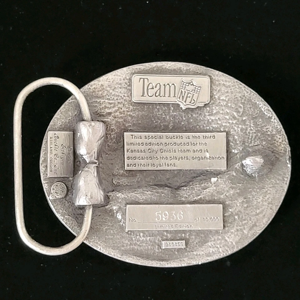Hebilla de cinturón vintage de los Kansas City Chiefs NFL Siskiyou peltre 1993 edición limitada Foto 2 de 4