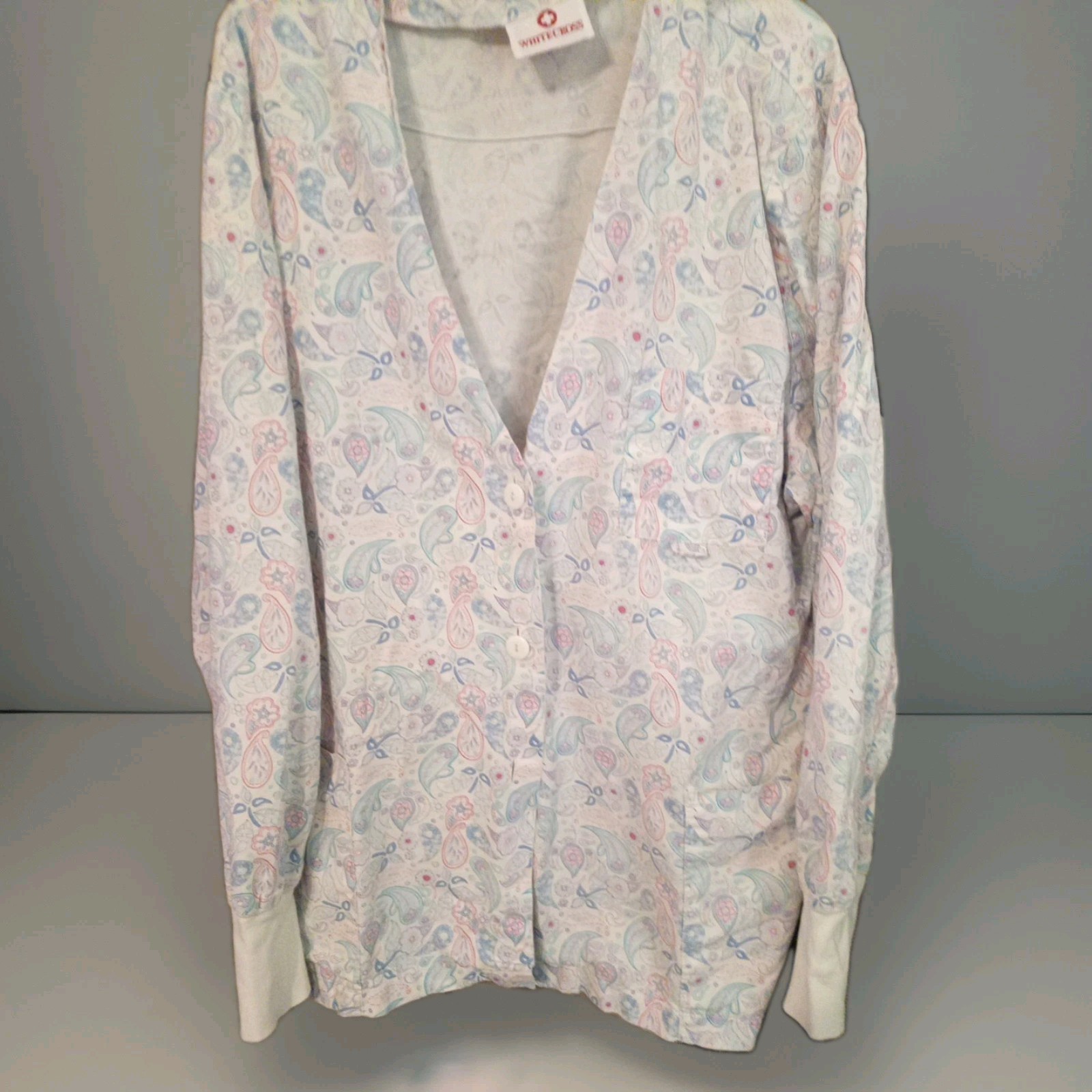 Scrub jacket women's large  patterned,button closure front p