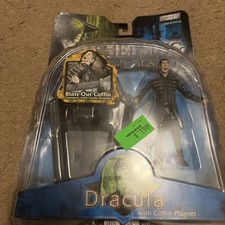 Product Image: Dracula w/ Coffin - Van Helsing: Monster Slayer - 2004 Jakks Pacific - unopened 