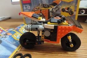 LEGO Creator : Sunset Street Bike (3 in 1) w MANUALS & Box (31059) Retired Set