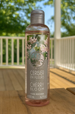 YVES ROCHER Cherry Bloom Shower Gel  6.7 Fl Oz / 200 ml