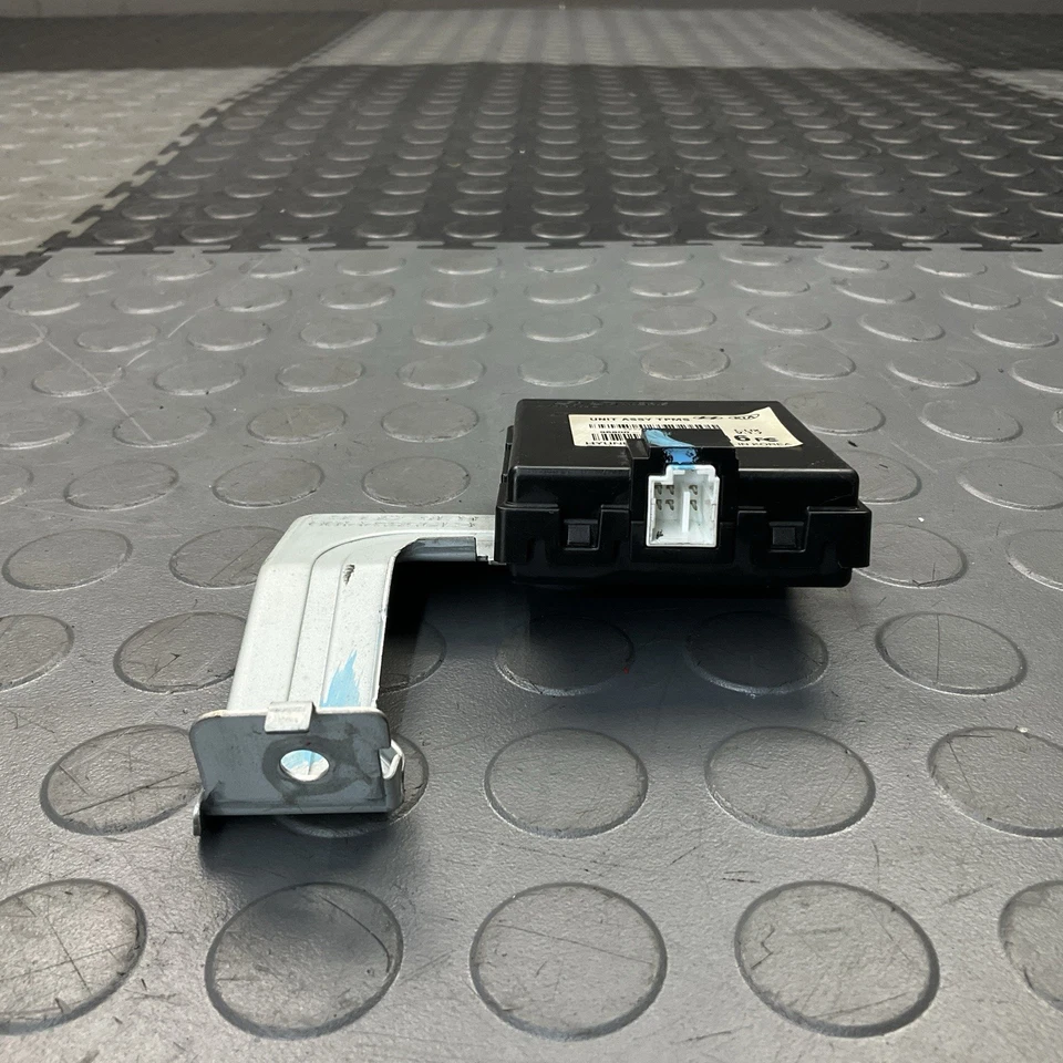 Conjunto de unidad de módulo de control de presión de neumáticos Hyundai Sonata TPMS 2015-2017 FABRICANTE DE EQUIPOS ORIGINALES Foto 4 de 4