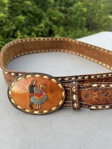 Vintage “Shirley” Hand Tooled Leather Western Belt Floral Size 30 Vintage “Shirley” Hand Tooled Leather Western Belt Floral  main image 4
