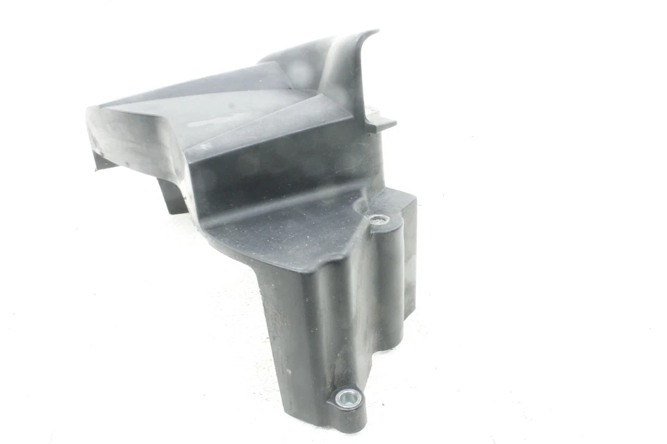 04-06 CUBIERTA PIÑÓN MOTOR YAMAHA YZF R1 Foto 3 de 4