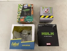 Fallout Loot Crate Set of 6 Figures + Futurama Planet Express QMx NIB