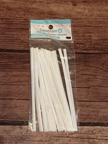 Celebrate It White Twist Ties 25 Piece Pack