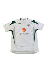 Vintage Umbro Ireland Soccer Jersey Size XXL (Pre-owned)