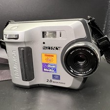 Sony Mavica MVC-FD200 2.0MP Digital Camera MOSTLY WORKS / AS IS / PARTS / REPAIR