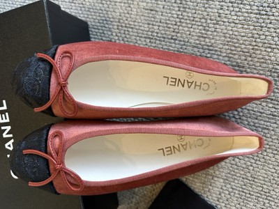 size 37.5EU NEW CHANEL 24A Dark Pink Velvet Cap Toe Ballerina