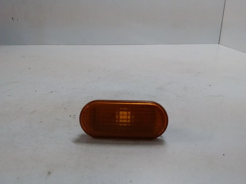 VW GOLF IV 1J1 Kotflügelblinker vorne rechts 1J5949117 2.00 Petrol 28388439